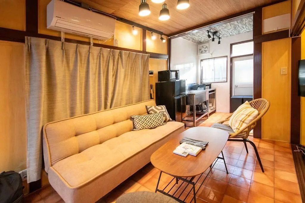 12月オープン/四ツ木駅まで8分 /収容人数6/丸貸し切り Apartment Tokyo